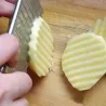 Kartoffelschneider - Pommes-Maker - gebogene Chips - Edelstahlmesser
