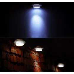 Lampa ogrodowa zasilana energią słoneczną - LED - wodoodporna