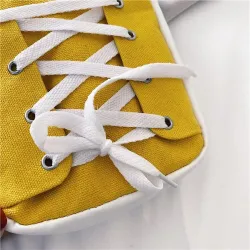 Kleine Umhängetasche aus Segeltuch - Schuhform