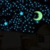 Leuchtende Wand-/Deckenaufkleber - Kinderzimmerdekoration - Mond / Sterne - 111 Stück