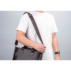Elegante Umhängetasche aus Leder - breit
