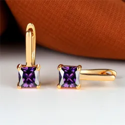 Elegante Goldohrringe - mit quadratischem Zirkon