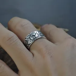 Buddhistischer Herz-Sutra-Ring - Lotus - Silber - Größenveränderbar - Unisex