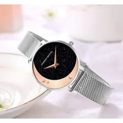 Elegante Quarzuhr - Edelstahl-Mesh-Armband - Mond / Sterne