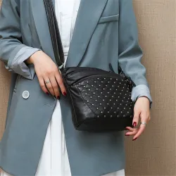 Leather shoulder bag - with rivetsBags
