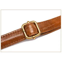 Elegante Umhängetasche aus Leder - Blumen bedruckt
