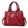 Elegant leather shoulder bag - handbagHandbags