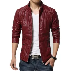 Schlanke Lederjacke - mit Reißverschlüssen / Taschen