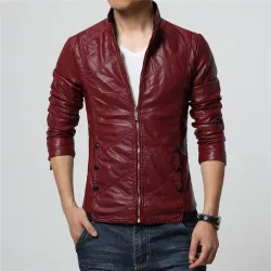 Schlanke Lederjacke - mit Reißverschlüssen / Taschen