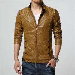 Schlanke Lederjacke - mit Reißverschlüssen / Taschen