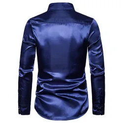 Glänzendes Metallic-Langarmshirt - mit dekorativen Pailletten