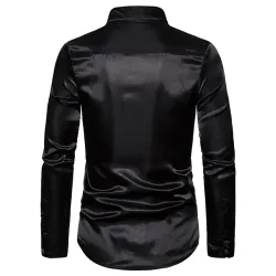 Glänzendes Metallic-Langarmshirt - mit dekorativen Pailletten