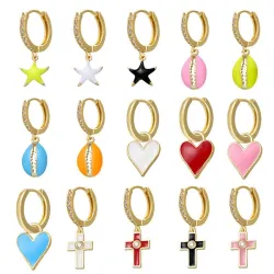 Kleiner goldener Creolen-Ohrring - hängendes Herz / Stern / Kreuz / Muschel - 1 Stück