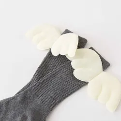 Lange Baumwollsocken - mit Engelsflügeln