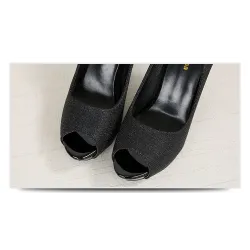Sexy Pumps mit hohem Absatz und offener Spitze