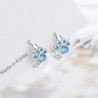 Kleine runde Silberohrringe - Tierpfote aus blauem Kristall