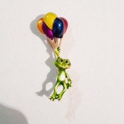 Grüner Frosch mit bunten Luftballons - Brosche