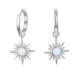 Runde Ohrringe mit Stern / Opal