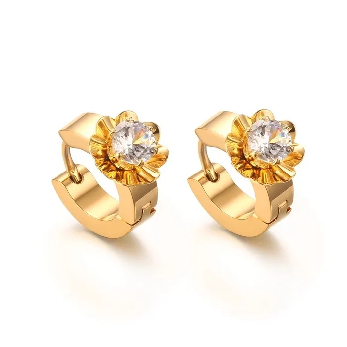 Gold stud earrings with zirconiaEarrings