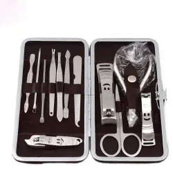 Maniküre & Pediküre Nagelwerkzeuge 12 Stück Set