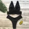 Sexy Bikini Set mit Spitzenlöchern