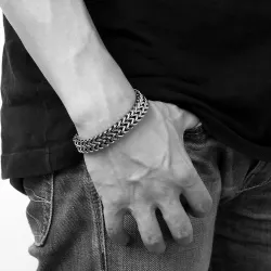 Armband aus Edelstahl