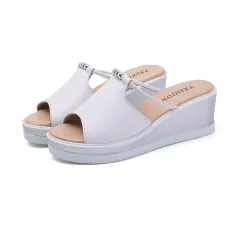 Bequeme Leder Slip-on Keil Sandalen