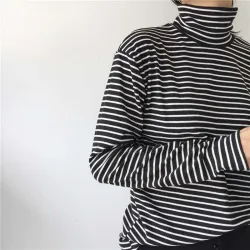 Casual - lange Ärmel Pullover - gestreifter Schildkrötenhals