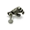 Körper Piercing mit Totenkopf Hand