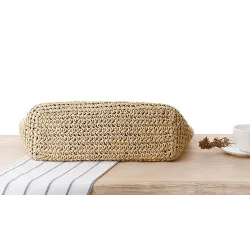 Große Strandtasche aus Stroh