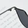 Lippenförmige Sonnenbrille mit Metallrahmen